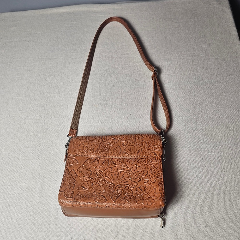 GTM Concealed Carry Crossbody Bag Tan Floral Embossed Leather RFID Protection